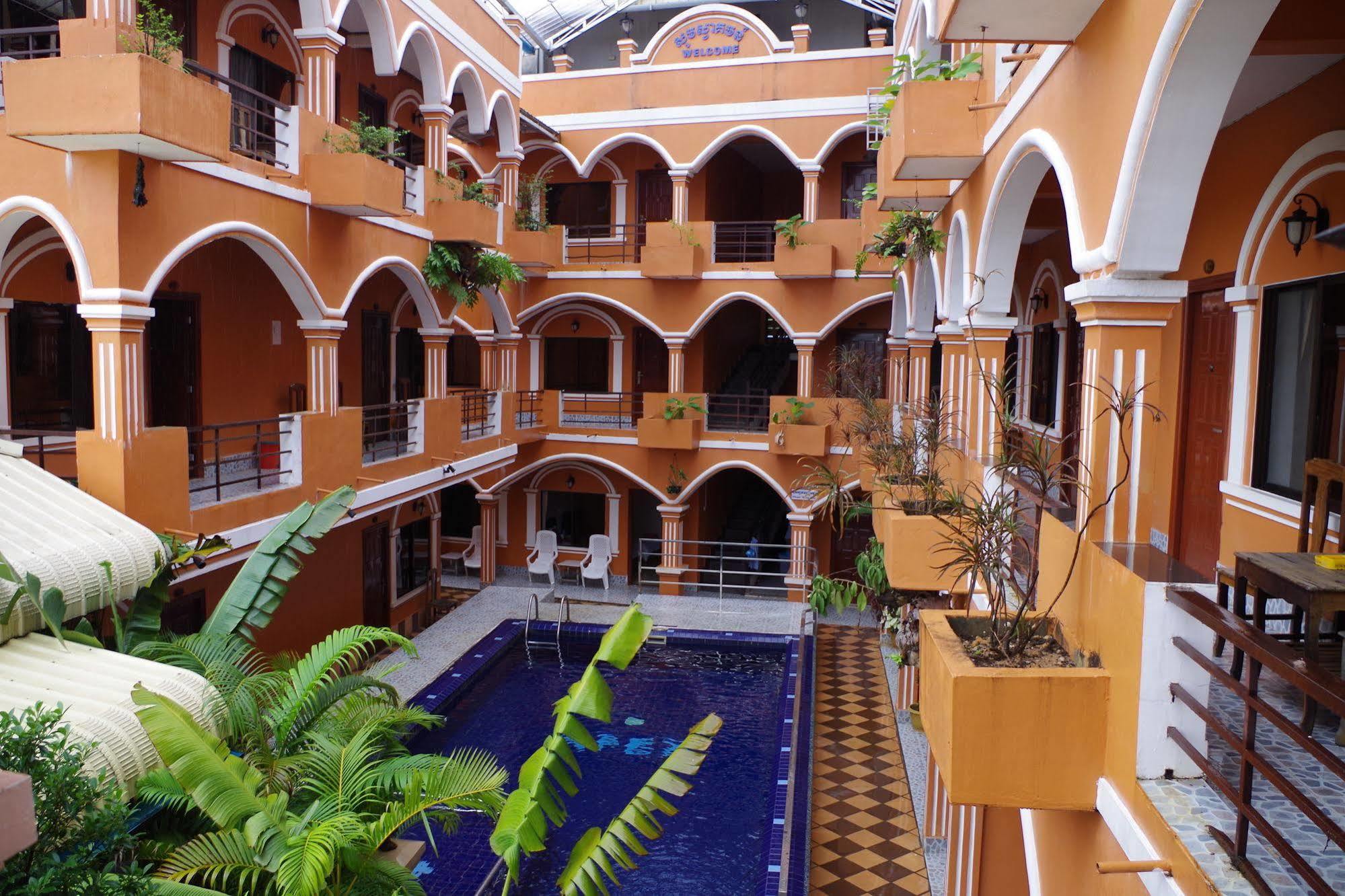 Apex Koh Kong Hotel Bagian luar foto